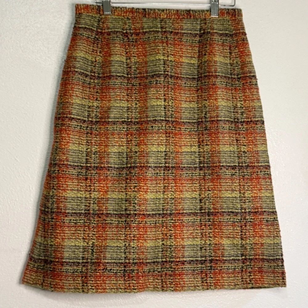 Harve Benard Plaid Wool Blend Skirt - Multicolor. Size 8.